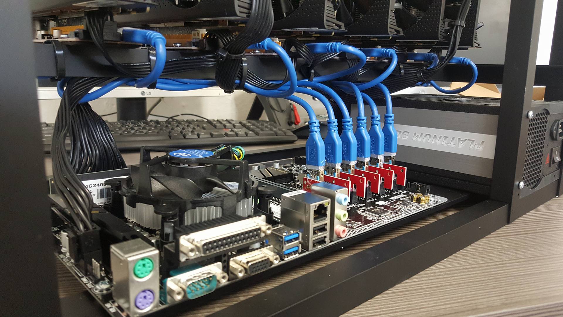 GPU Mining Rig for Bitcoin Mining - also Ethereum Zcash Monero